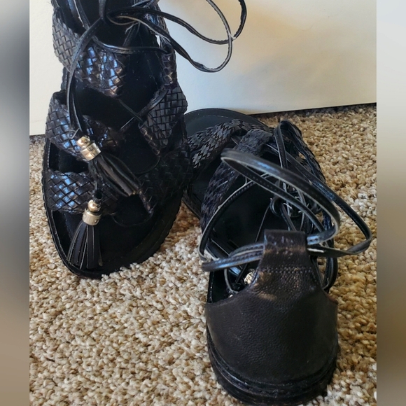 Michael Kors Black Gladiator Sandals - Picture 3 of 7
